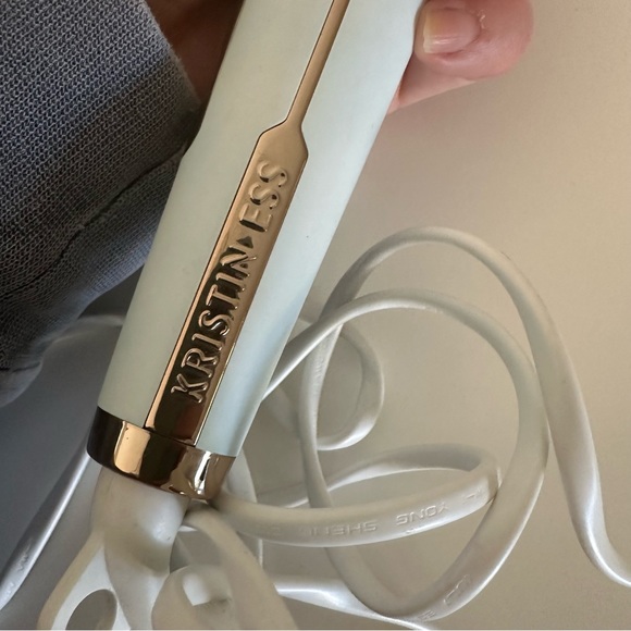 Kristin Ess 2” Curling Iron - Picture 5 of 8